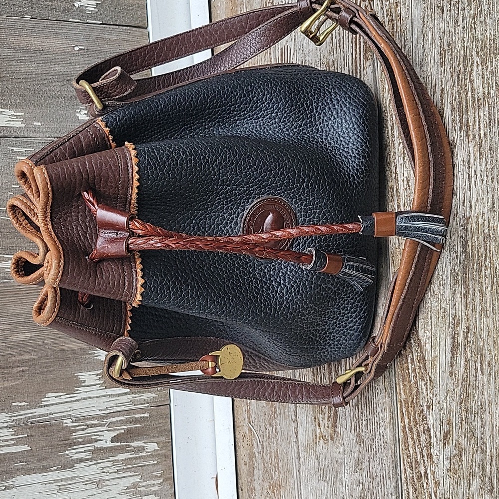 Vintage Dooney and Bourke Teton Drawstring Bucket Bag